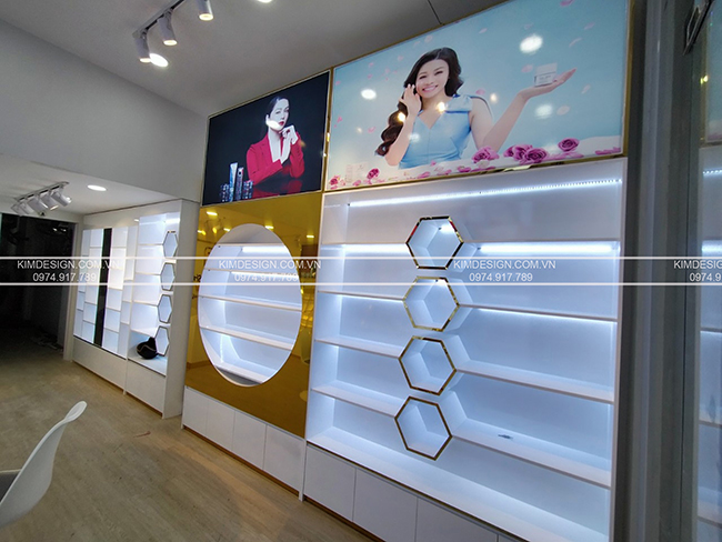 Hình thi công thực tế shop mỹ phẩm NKA - Nguyễn Thị Tú Hình thi công thực tế shop mỹ phẩm NKA - Nguyễn Thị Tú